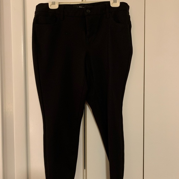 Torrid Studio Stretch Skinny Pant - Black - Picture 2 of 4
